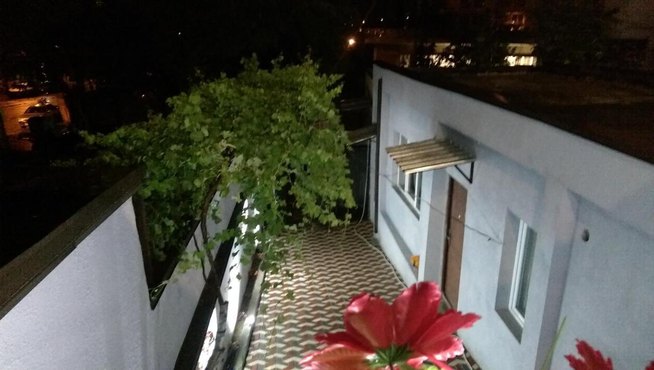 Hotel New Avlabari Tbilisi Exteriör bild