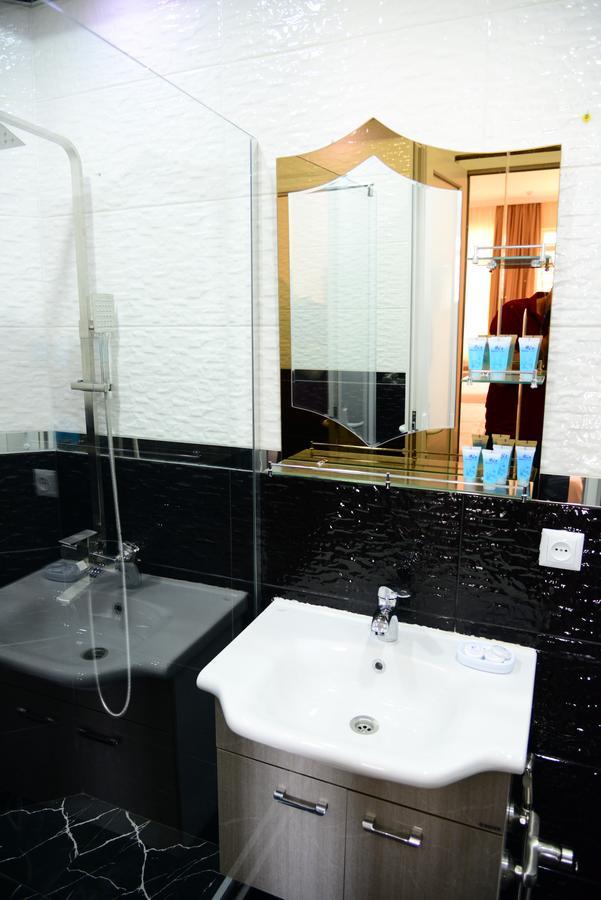 Hotel New Avlabari Tbilisi Exteriör bild