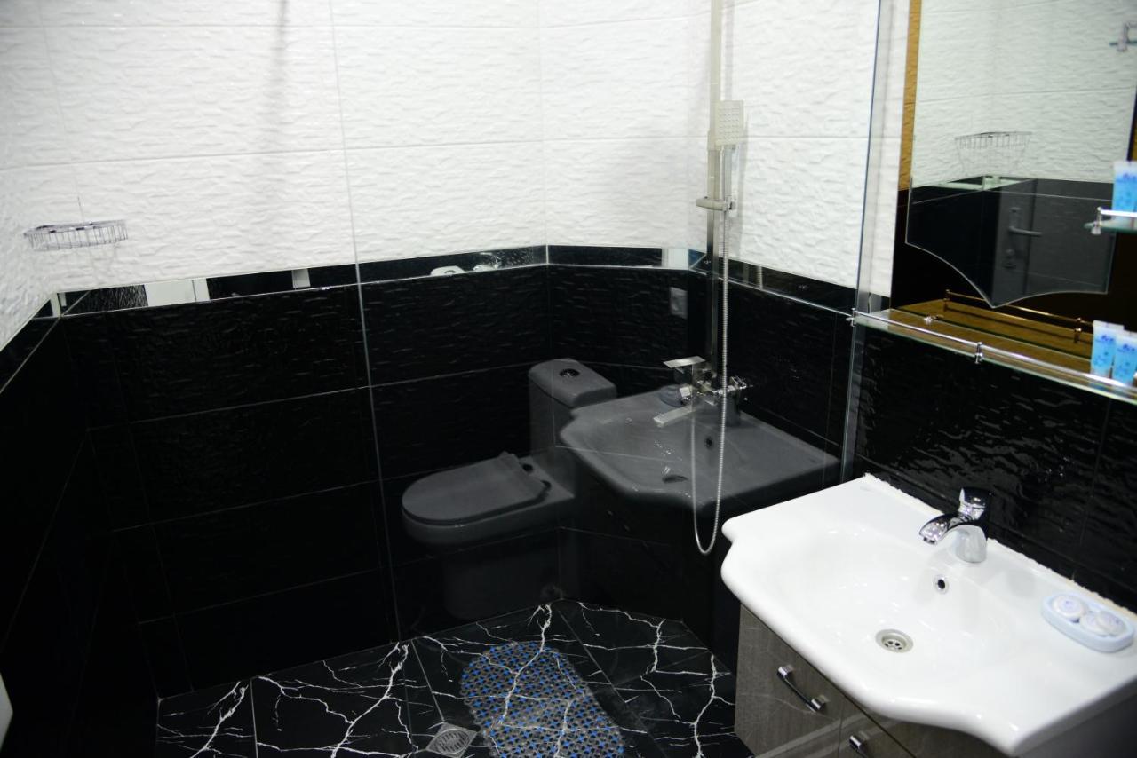 Hotel New Avlabari Tbilisi Exteriör bild