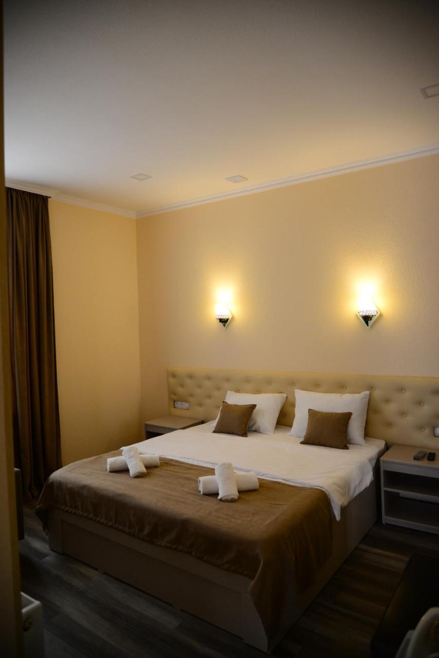 Hotel New Avlabari Tbilisi Exteriör bild