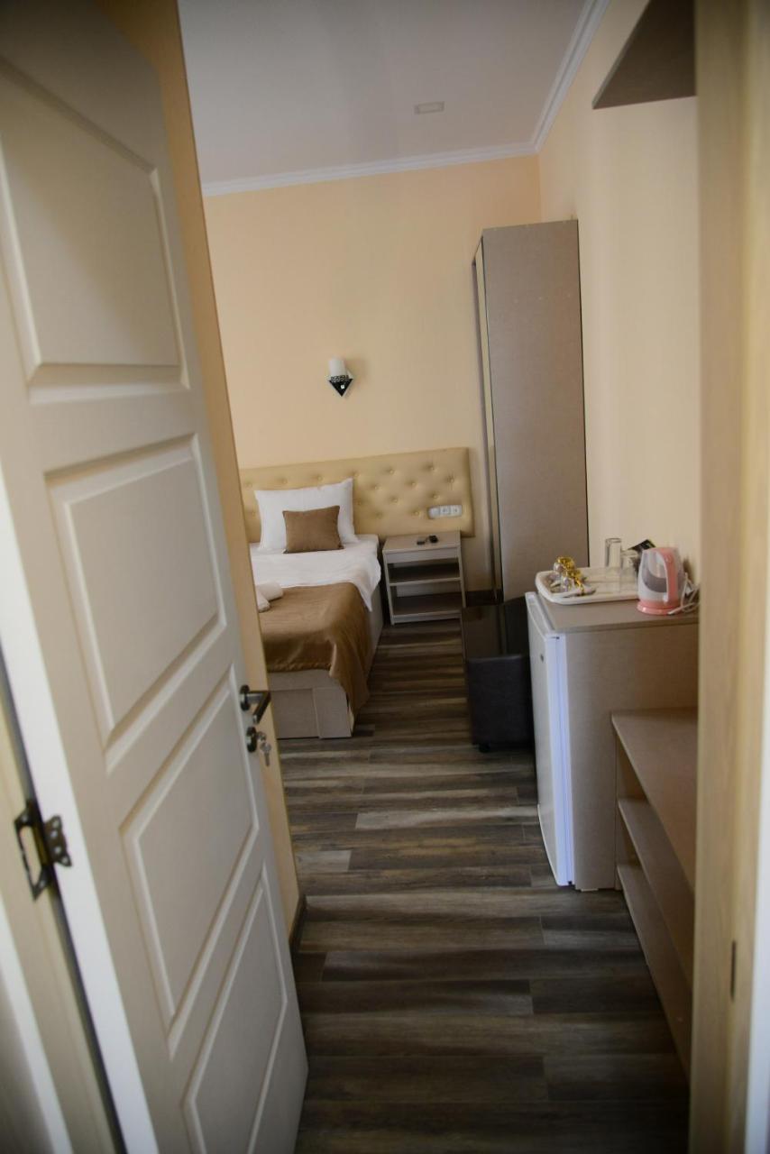 Hotel New Avlabari Tbilisi Exteriör bild