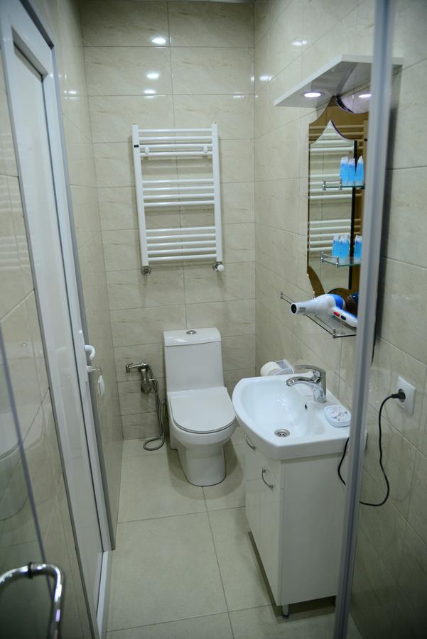 Hotel New Avlabari Tbilisi Exteriör bild