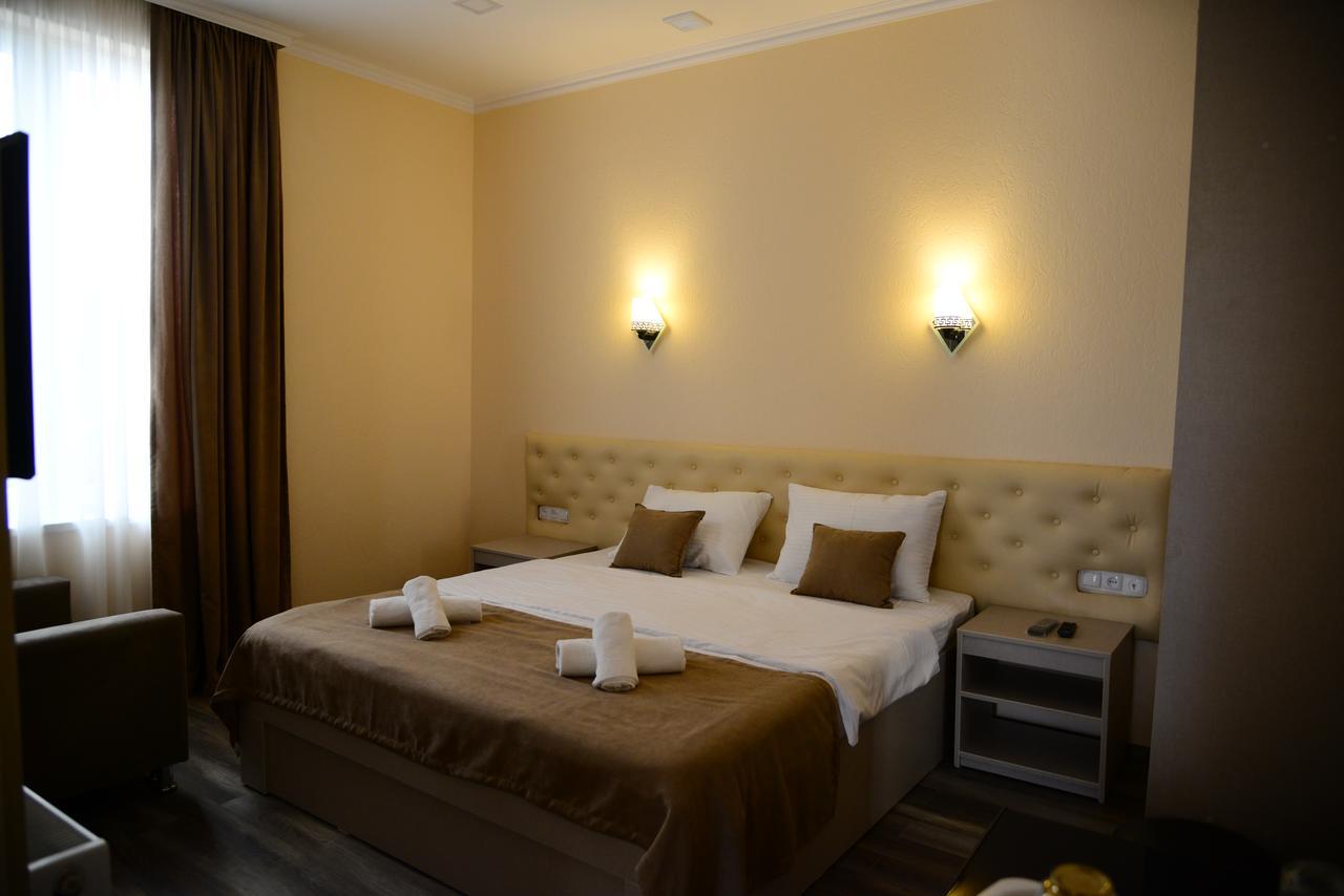 Hotel New Avlabari Tbilisi Exteriör bild