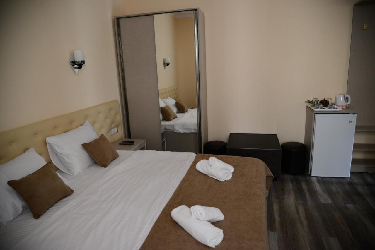 Hotel New Avlabari Tbilisi Exteriör bild